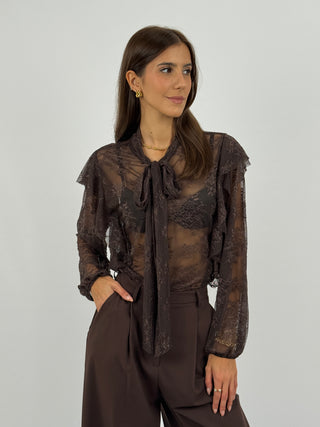 Blusa in Pizzo con Fiocco e Volant Marrone
