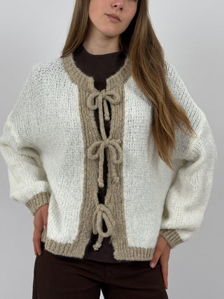 Cardigan con Fiocchi Crema e Beige