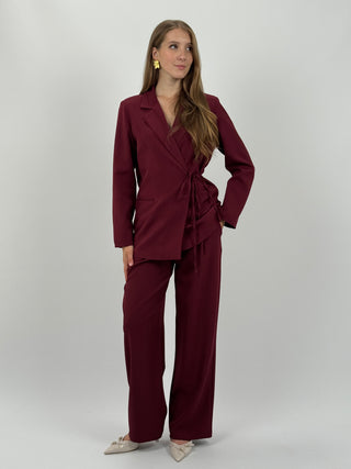 Tailleur con Laccio Laterale Love Bordeaux