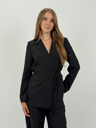 Tailleur con Laccio Laterale Love Nero