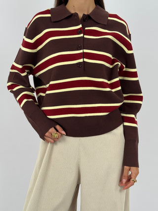 Maglione Marrone a Righe con Colletto