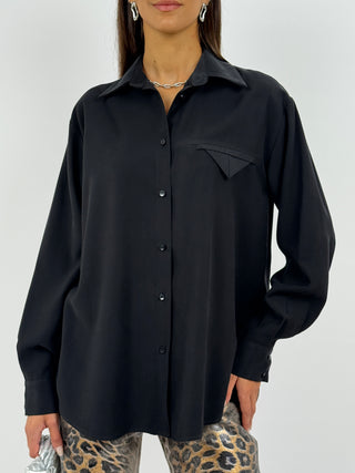 Camicia Lumina con Taschino a Triangolo Nera