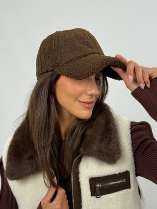 Bonnet en peluche marron