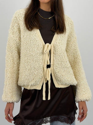 Cardigan con Lacci Crema
