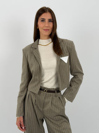 Tailleur con Blazer Cropped Gessato Beige
