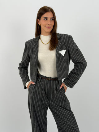 Tailleur con Blazer Cropped Gessato Grigio Scuro