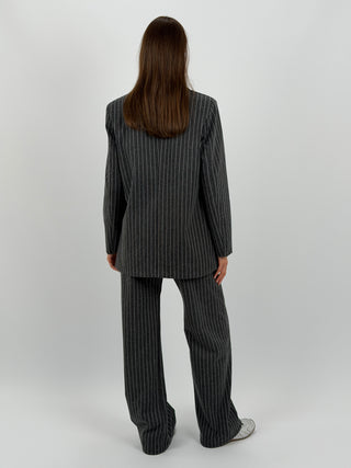 Completo Giacca e Pantalone Gessato Sinner in Panno Grigio Scuro