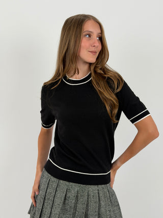 T-Shirt in Maglia con Bordi a Contrasto Nera