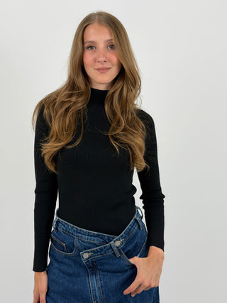 Maglia a Costine Nera