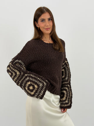 Maglione con Maniche Ricamate Marrone