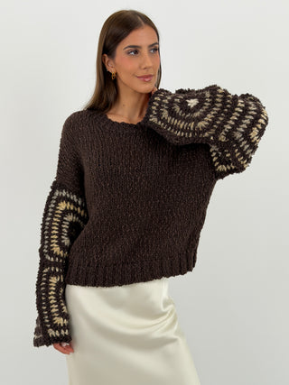 Maglione con Maniche Ricamate Marrone