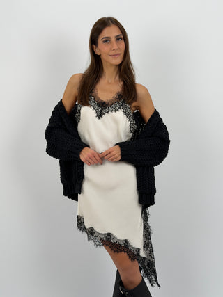 Top Satin Bianco Asimmetrico con Pizzo