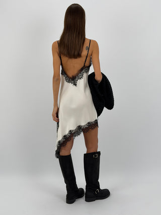 Top Satin Bianco Asimmetrico con Pizzo