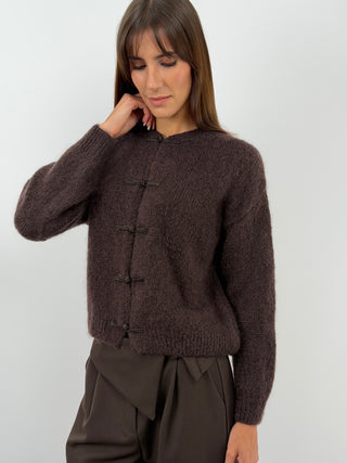 Cardigan Marrone in Mohair con Alamari