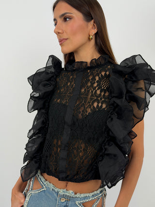 Top in Pizzo con Volant Nera