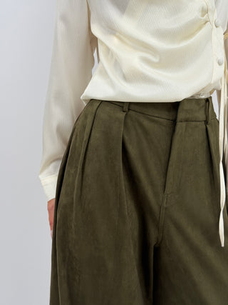 Pantaloni Suede Verde Militare - Lumina