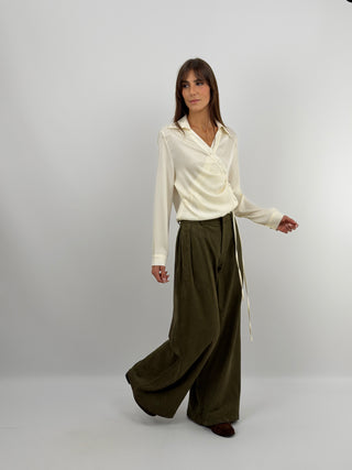 Pantaloni Suede Verde Militare - Lumina
