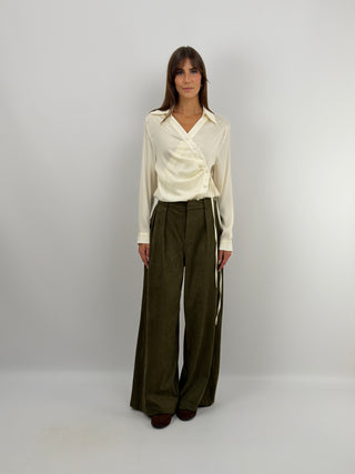 Pantaloni Suede Verde Militare - Lumina