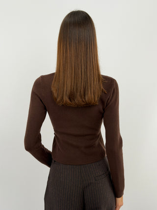 Pull à Petits Boutons et Dentelle Marron