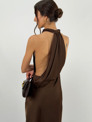 Abito Halter con Scollo Morbido sul Retro Marrone
