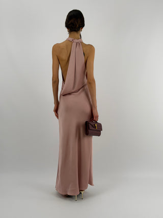 Abito Halter con Scollo Morbido sul Retro Rosa Antico