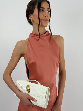 Abito Halter con Scollo Morbido sul Retro Rosa Pesca