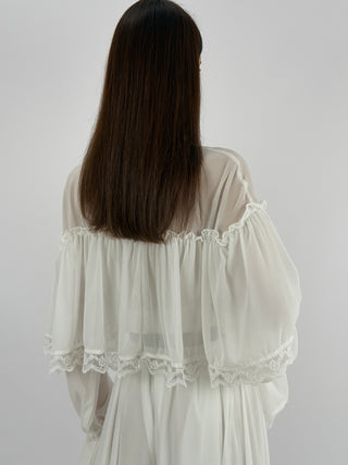 Abito Lungo con Volant e Pizzo Bianco