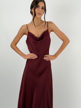 Abito in Satin con Scollo Morbido Bordeaux