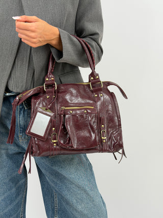 Cosmopolitan Medium Handbag Black