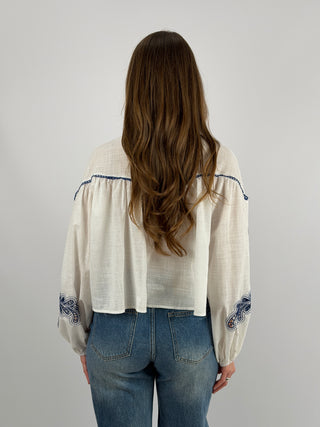Camicia Bianca con Ricami Blu