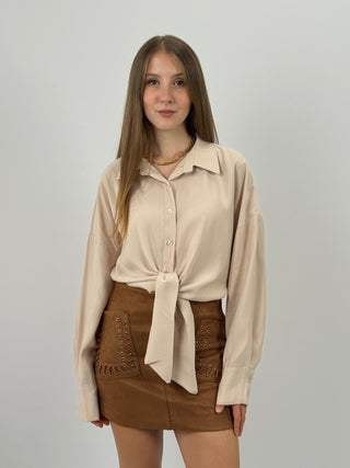 Camicia con Nodo in Tessuto Morbido Crema