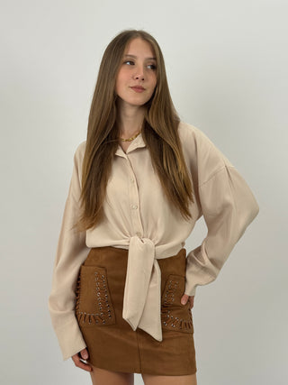 Camicia con Nodo in Tessuto Morbido Crema