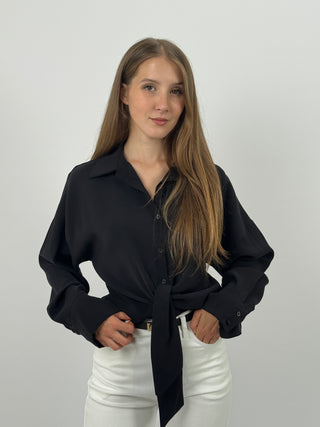 Camicia con Nodo in Tessuto Morbido Nera