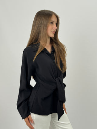 Camicia con Nodo in Tessuto Morbido Nera