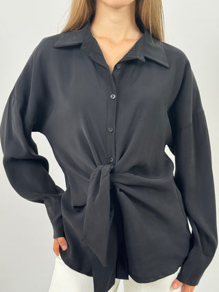 Camicia con Nodo in Tessuto Morbido Nera