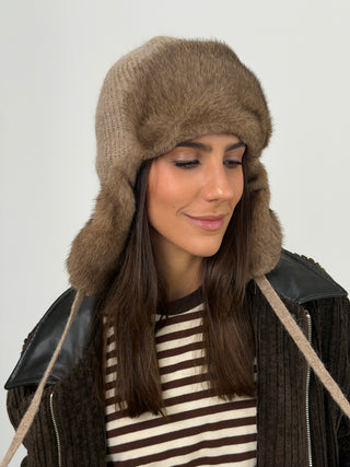 Cappello con Inserti in Pelliccia e Cashmere Marrone
