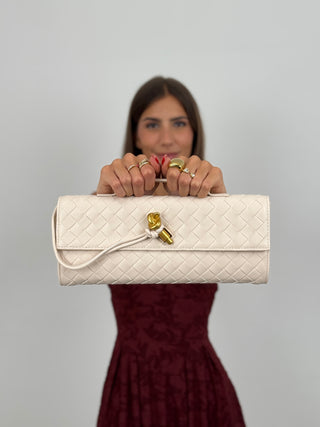 Clutch Aura Crema