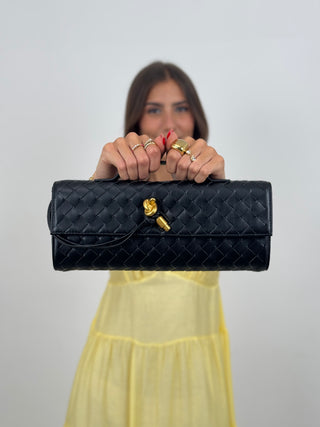 Clutch Aura Nera