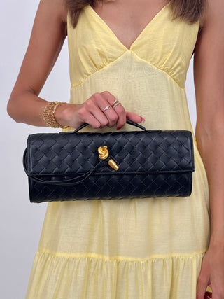 Clutch Aura Nera
