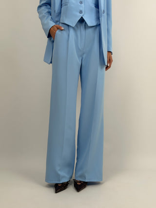 Completo Blazer con Spalle Strutturate e Pantalone Azzurro