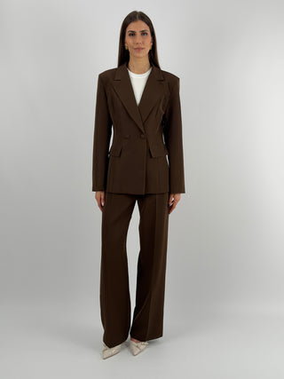 Completo Giacca con Spilla e Pantalone Marrone