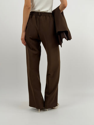 Completo Giacca con Spilla e Pantalone Marrone
