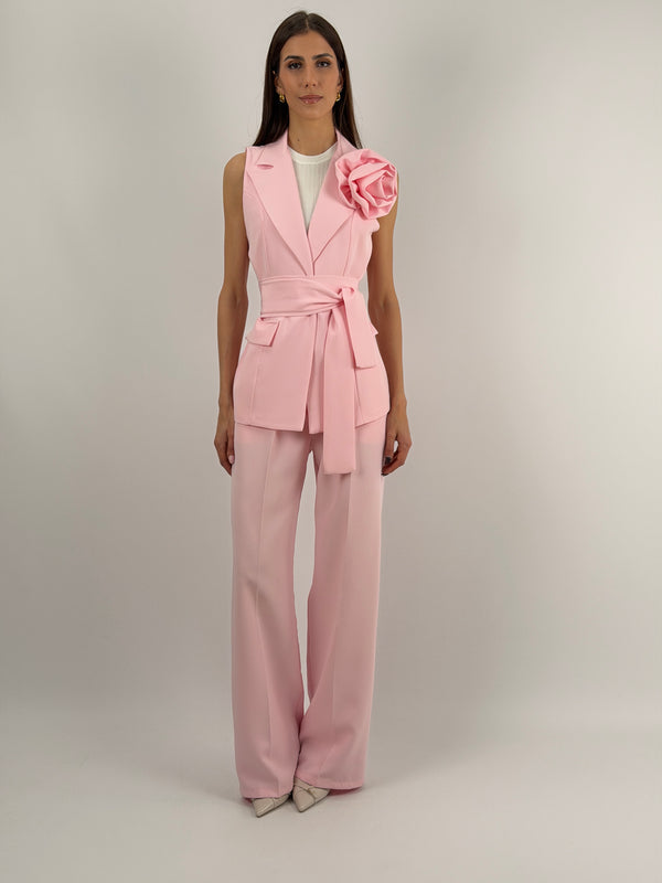 Completo Gilet con Spilla e Pantalone Rosa