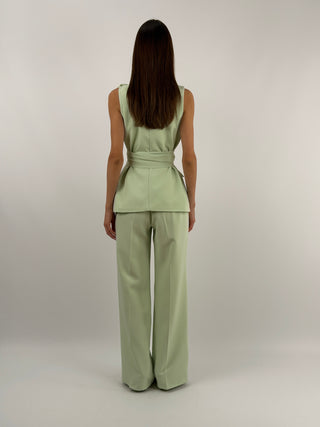 Completo Gilet con Spilla e Pantalone Verde Salvia