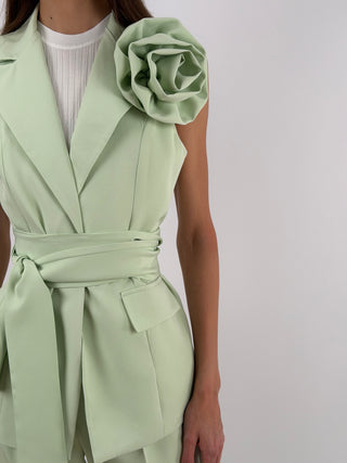 Completo Gilet con Spilla e Pantalone Verde Salvia
