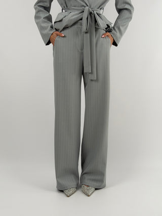 Completo Giacca con Cintura e Pantalone Gessato Grigio