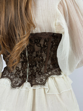 Corsetto Marrone con Pizzo e Bottoncini