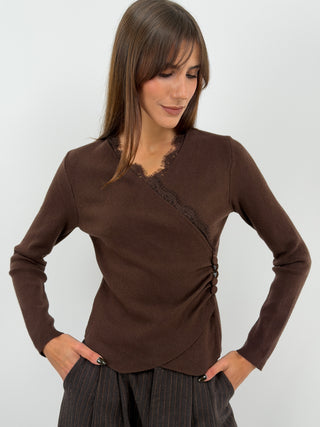 Pull à Petits Boutons et Dentelle Marron