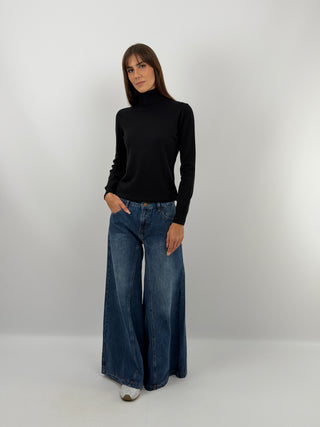 Black Essential Turtleneck