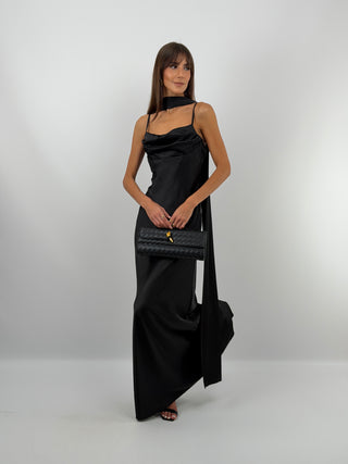 Abito Lungo Satin con Foulard Nero
